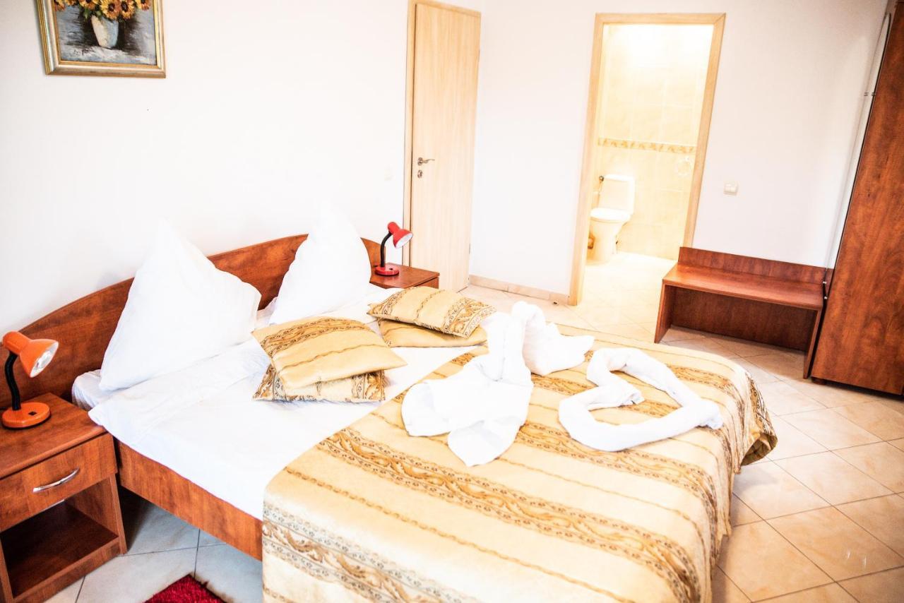 Club Onix Apartments Neptun Exterior foto